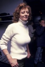 tumblr_56c1af08148ceb8437efa4dc5bd98c97_3d4fd264_400.jpg