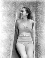 9972743_oliviadehavilland_21.jpg