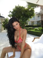 kyliejenner-photo-DJw2-_cS_ar-20250517_134113_4996178831bced060b4a7bb98.jpg