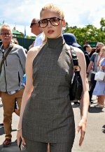 Ellie Bamber 3.jpg