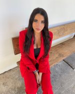 sarahsantaolalla_3082238544385771869.jpg