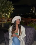 sarahsantaolalla_3524584542910953461.jpg