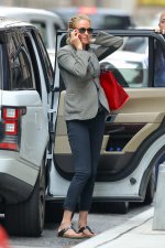 Uma-Thurman-Feet-4537620.jpg