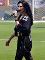 laurapausini__2025-07-14T012433.000Z_5.jpg