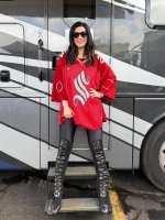 laurapausini__2025-07-14T012433.000Z_15.jpg
