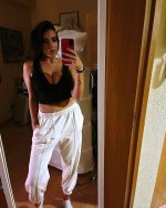 sarahsantaolalla_1700836622_3243175111773144580_456475580.jpg