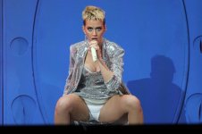 Katy-Perry-Legs-Panties-22.jpg