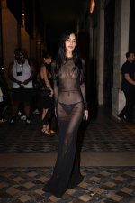 622386322_elishaherbertseethroughparis75.jpg