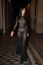 622386380_elishaherbertseethroughparis81.jpg