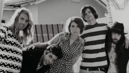 Grouplove__090.png