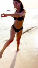 vlcsnap-2025-07-22-23h25m01s624-mariav-e (5).jpg