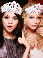 taylorswiftbr__2025-07-22T033415.000Z_7.jpg