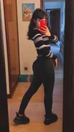 helen131.jpg