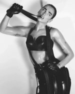 dualipa_official__2025-07-27T154458.000Z_3.jpg