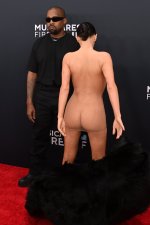 562883682_biancacensorinude67thgrammyawards109.jpg