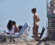 elsie-hewitt-bikini-body-perfect-ass-palm-beach-005.jpg