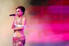 tyla-hot-body-skimpy-outfit-coachella-performance-023.jpg
