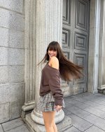 dani_meroo__2024-11-25T202933.000Z_2.jpg