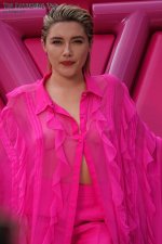 Florence-Pugh-Topless-TheFappening.Pro-4.jpg