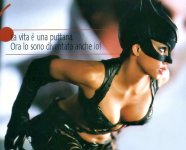 halle-berry-hot-catwoman-4.jpg