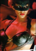 halle-berry-hot-catwoman-3.jpg