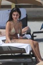 Malu Trevejo in_Bikini_at_the_Beach_in_Miami_04-05-2023__8_ (6).jpg