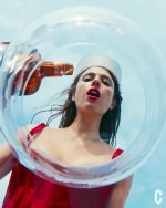 628839952_margaret-qualley-alana-o-herlihy-for-cosmopolitan-august-2025-3.jpg