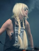 Taylor_Momsen_114.jpg