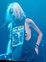 Taylor_Momsen_119.jpg