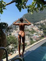 emrata__2025-08-09T123726.000Z.jpg