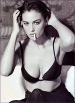 Monica_Bellucci-scan02.jpeg
