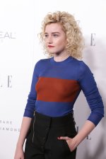 Julia_Garner_003.jpg