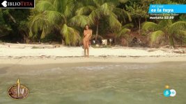 Adara-Molinero-desnuda-Supervivientes-12-min.jpg