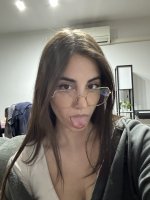 GOXaezlXMAAJ3l5.jpg