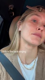 barrefaeli_20250108_STORIES_3541132930812439233_2_3541149784549145453.jpg