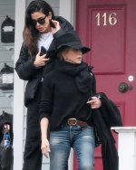 sandra.bullock.official__2025-08-13T140123.000Z_12.jpg