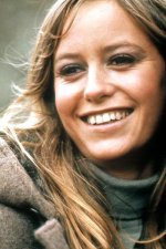 693208638_SusanGeorgee_3_122_531lo[1].jpg