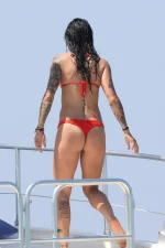 Jenni hermoso culo.webp