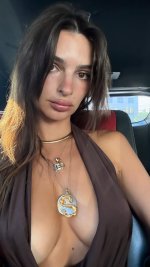 emrata_20250816_STORIES_3700044114636840054_1_3700044114636840054.jpg