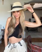 nataliaoficial_301334~2.jpg