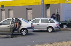 CAR (3740).jpg