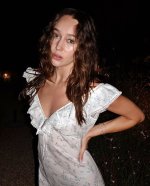 Alycia Debnam-Carey 5.jpg