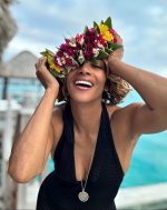 halleberry_4.jpg