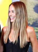 Margot Robbie 7.jpg
