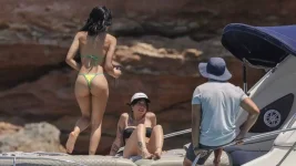 Aitana-presumio-de-cuerpo-con-un-bikini-de-triangulo-y-tanga-1-1024x576.webp