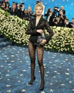 2025BLACKPINK---elleja......-louisvuitton-lalalalisa_m-METGala-METGala2025-BLACKPINK-Lisa-L-10...jpg