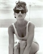 cindycrawford__2025-09-01T143615.000Z_1.jpg