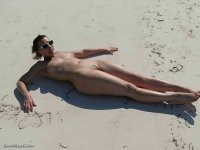 6433486-on-an-african-beach.jpg