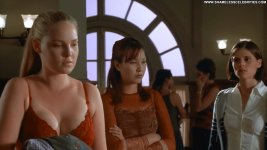 katherine-heigl-100-girls-celebrity-hot-posing-hot-bra-8.jpg