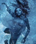 339238518_tinasheunderwaternumero2.jpg